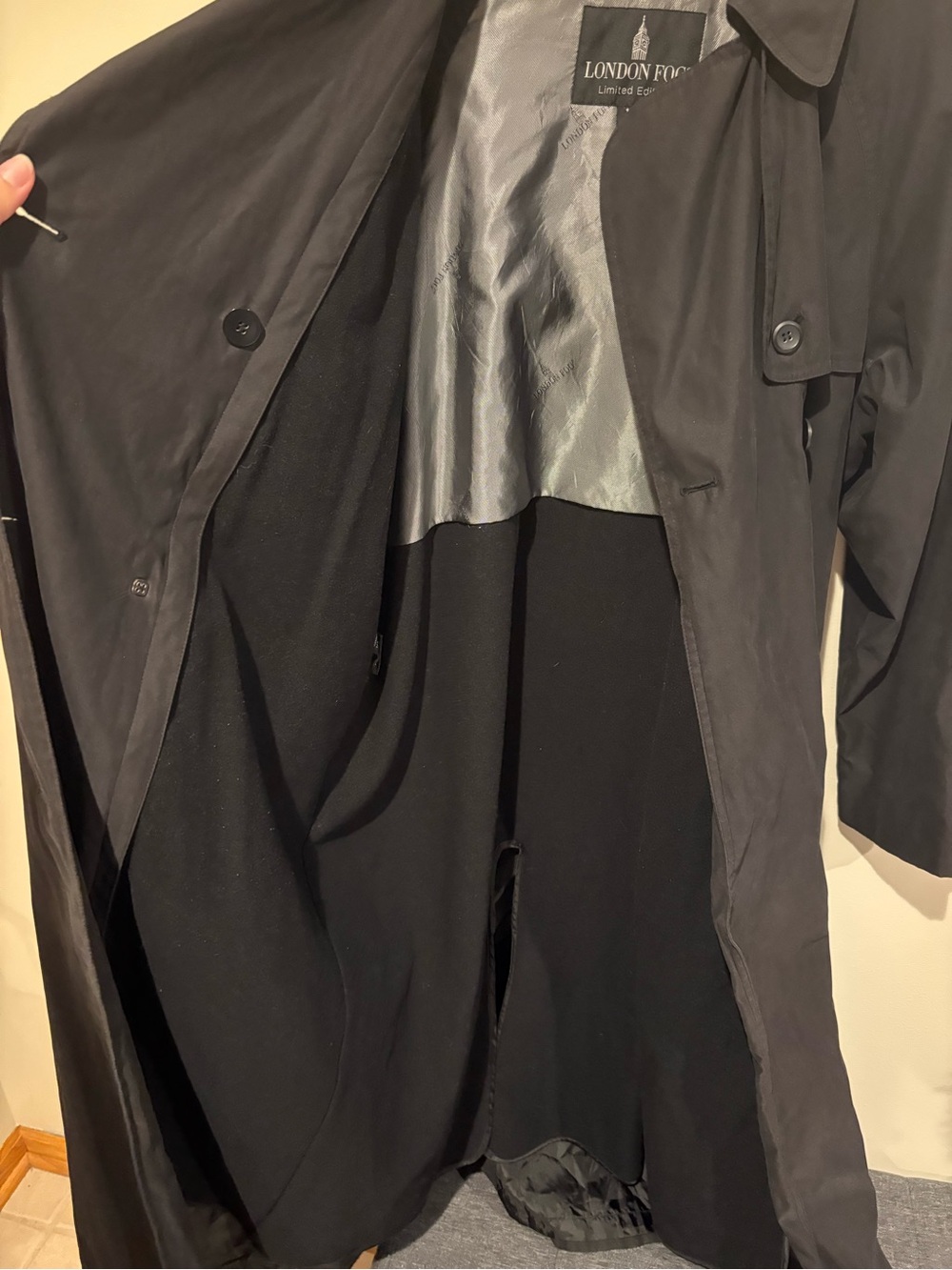 London Fog Black Double-Breasted Trench with Belt Limited Edition - Picture 4 of 5